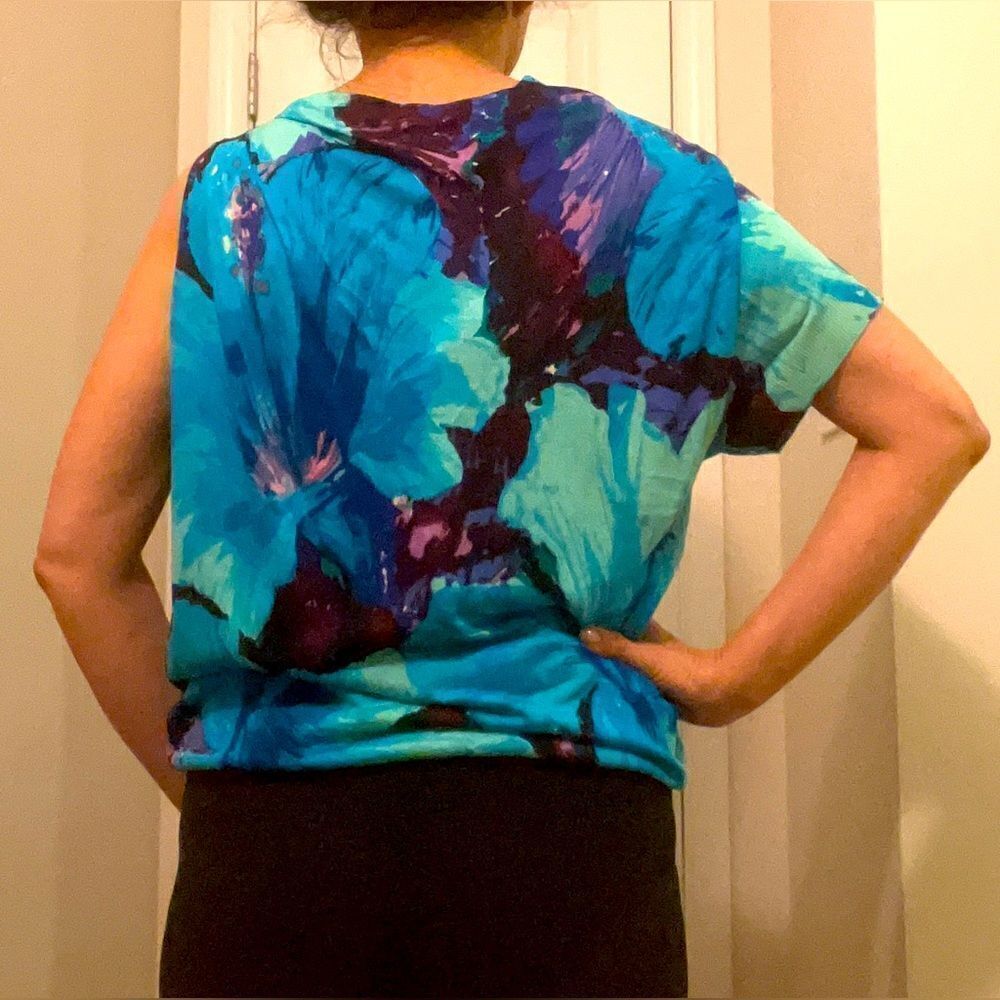 Blumarine blouse asymmetric size 40 Made in Italy - Picture 5 of 7